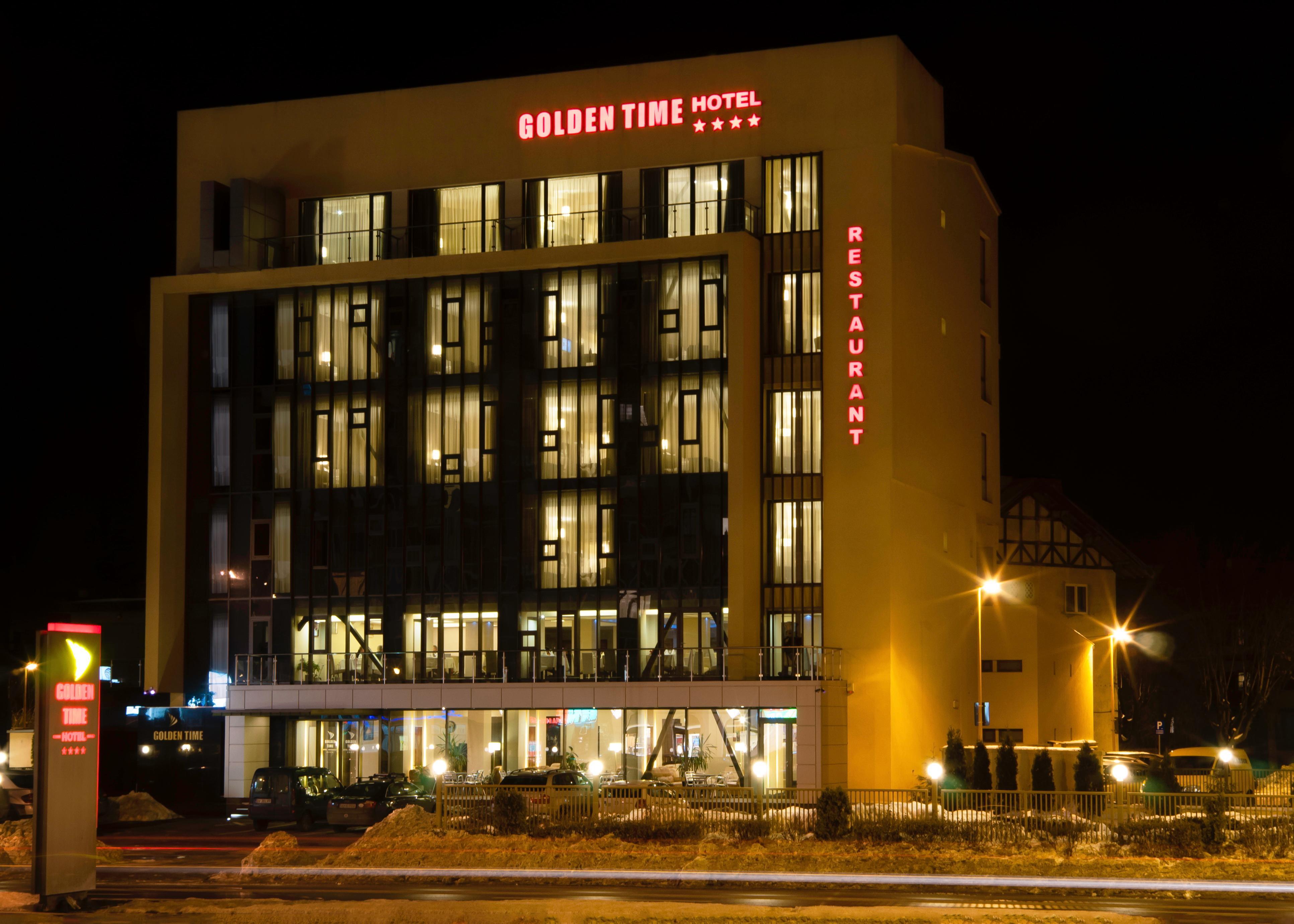 Golden Time Hotel Braşov Buitenkant foto